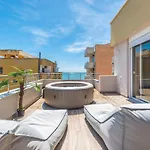 Luxury Seaview With Big Terrace And Jacuzzi Appartement