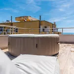 Luxury Seaview With Big Terrace And Jacuzzi Lägenhet Durrës