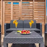 Luxury Seaview With Big Terrace And Jacuzzi Appartement Durrës