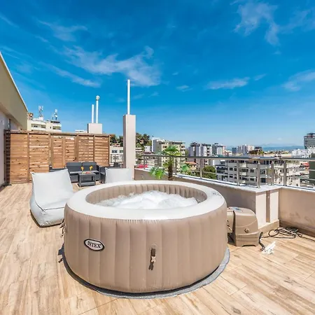 شقة Luxury Seaview With Big Terrace And Jacuzzi *