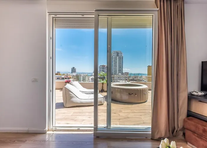 아파트 Luxury Seaview With Big Terrace And Jacuzzi Durrës