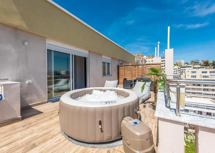 Luxury Seaview With Big Terrace And Jacuzzi Durrës